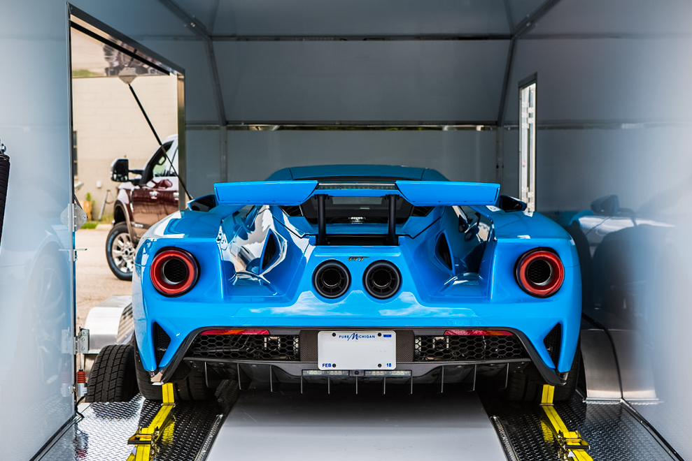 Ford Gt Inside Jimglo Elite Trailer