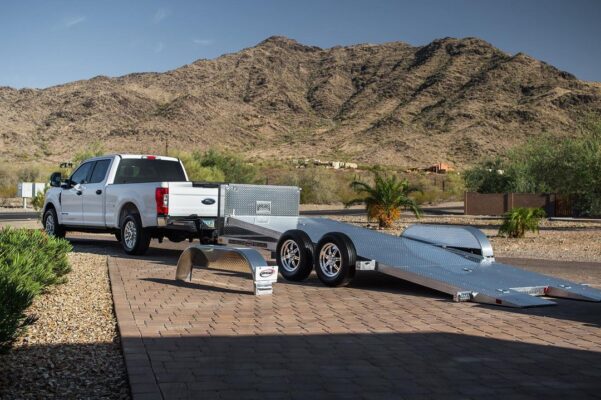 Understanding Weight Distribution for Safe Towing 2 Understanding Weight Distribution for Safe Towing